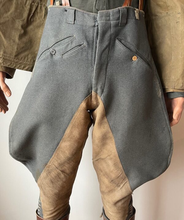 Stiefelhose. Culotte d'officier 2.WK