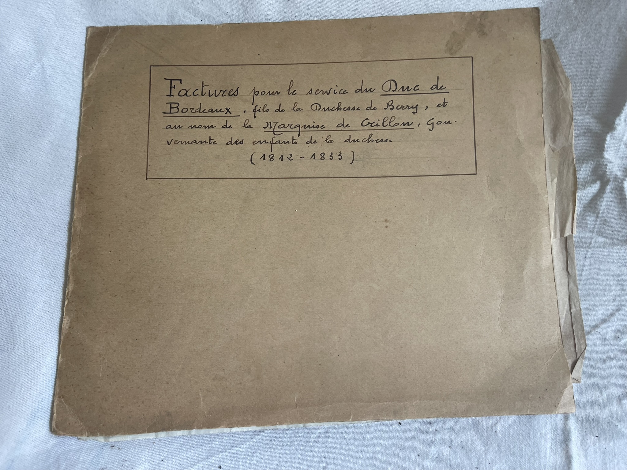 Ensemble de factures pour le service du Duc de Bordeaux