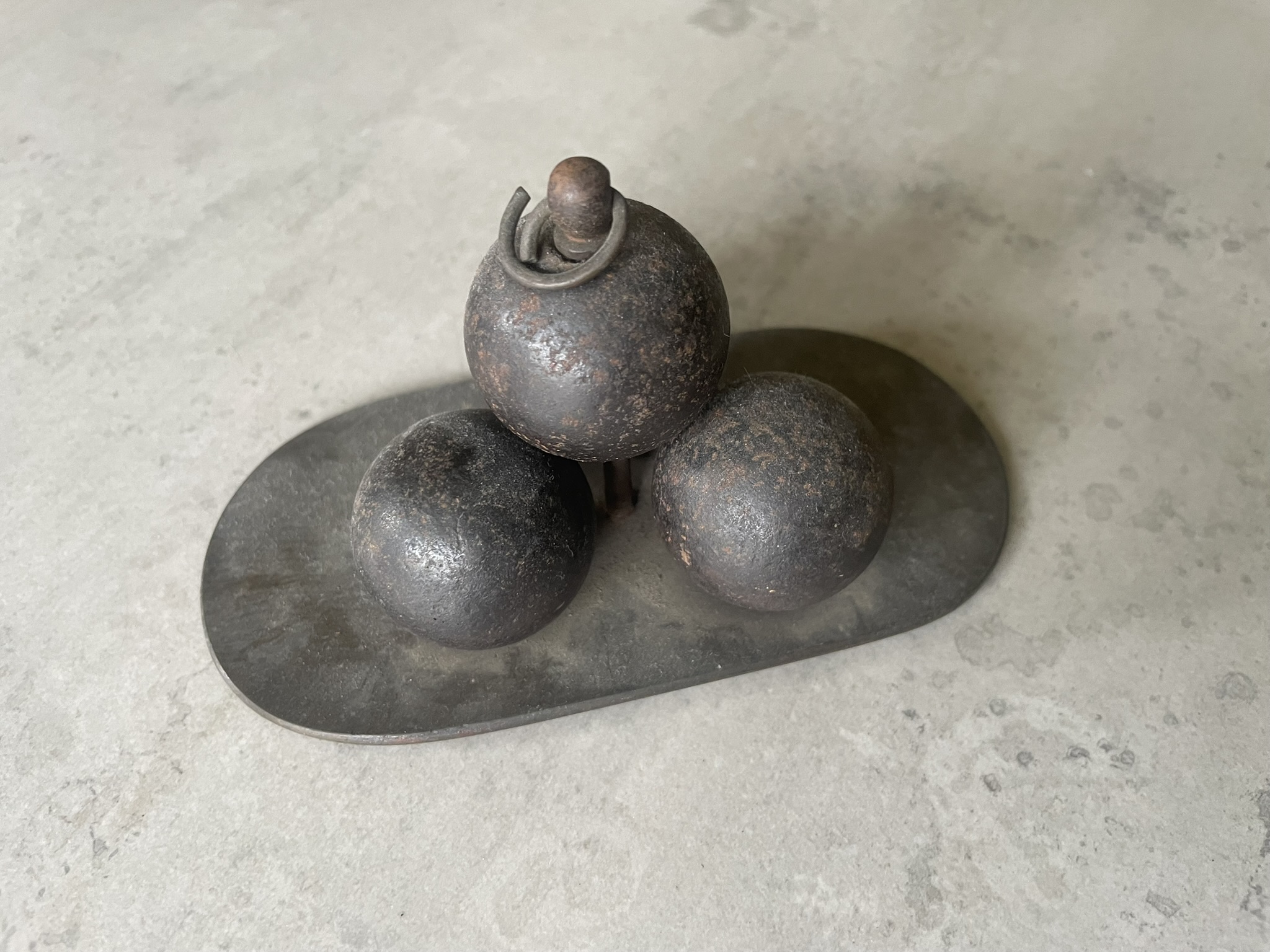 Biscaïens montés en presse-papier